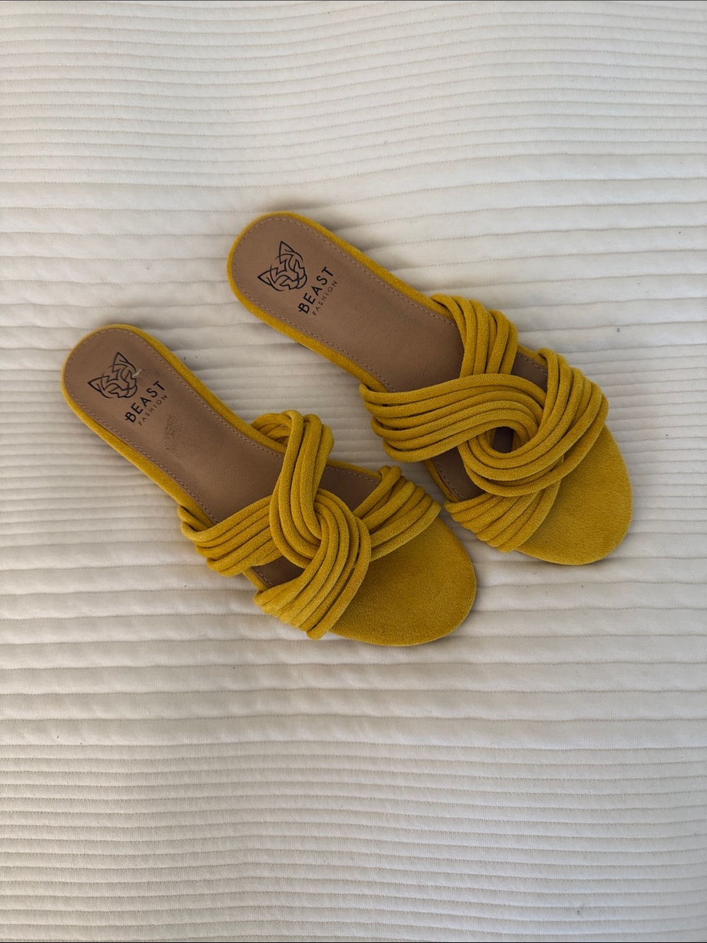 BEAST FASHION Yellow Knot Slide Mules